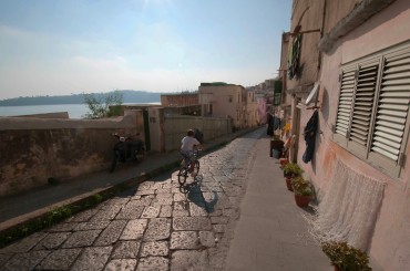 The streets of the fisherman's village © Philippe Henry / OCEAN71 Magazine