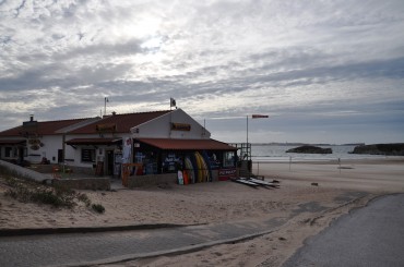 Le restaurant "3House Beach Bar" de Baleal a les pieds dans le sable © Andy Guinand / OCEAN71 Magazine