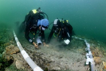 Underwater research near the Pharo palace in Marseille © Grasm